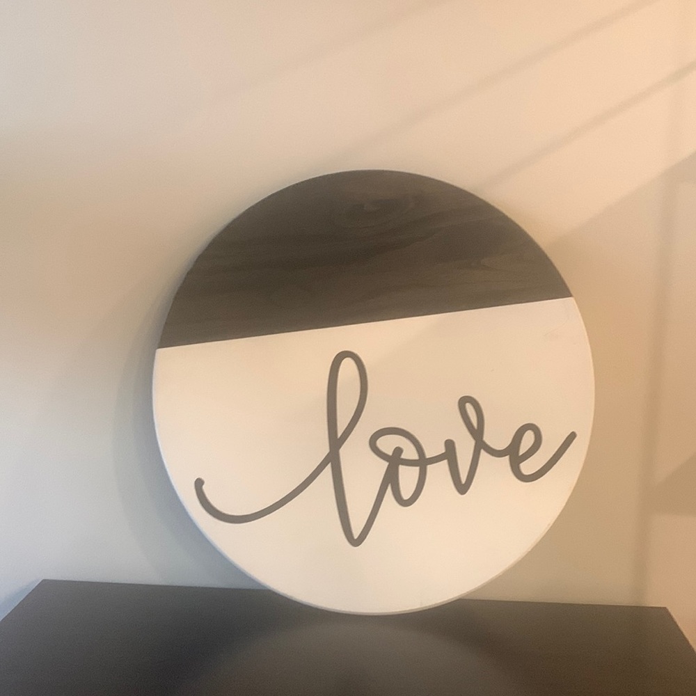 17” Round Wood sign